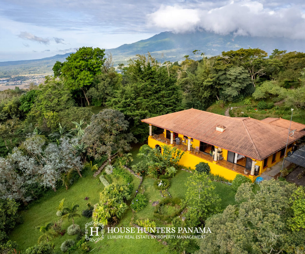 Coffee Farm and Mountain Home for Sale in Boquete Panama