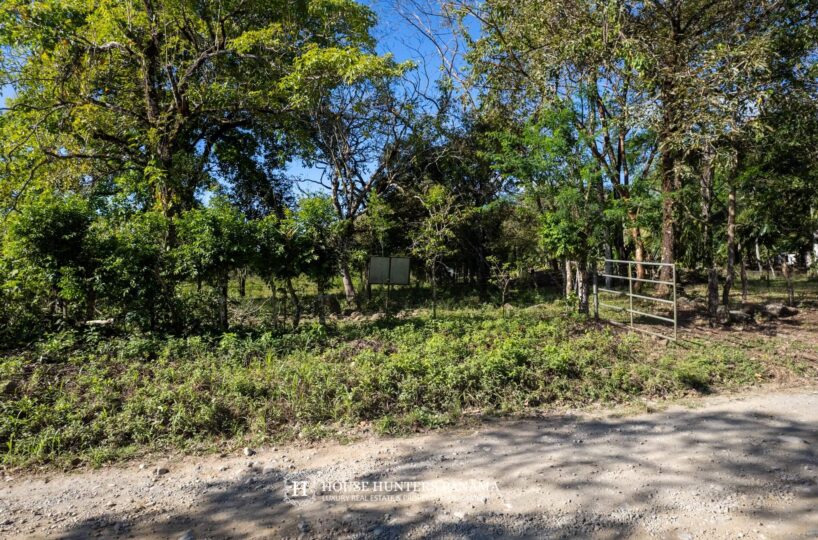 This exceptional 9 hectare land for sale in Boquete Panama presents a rare opportunity to own a scenic and versatile property