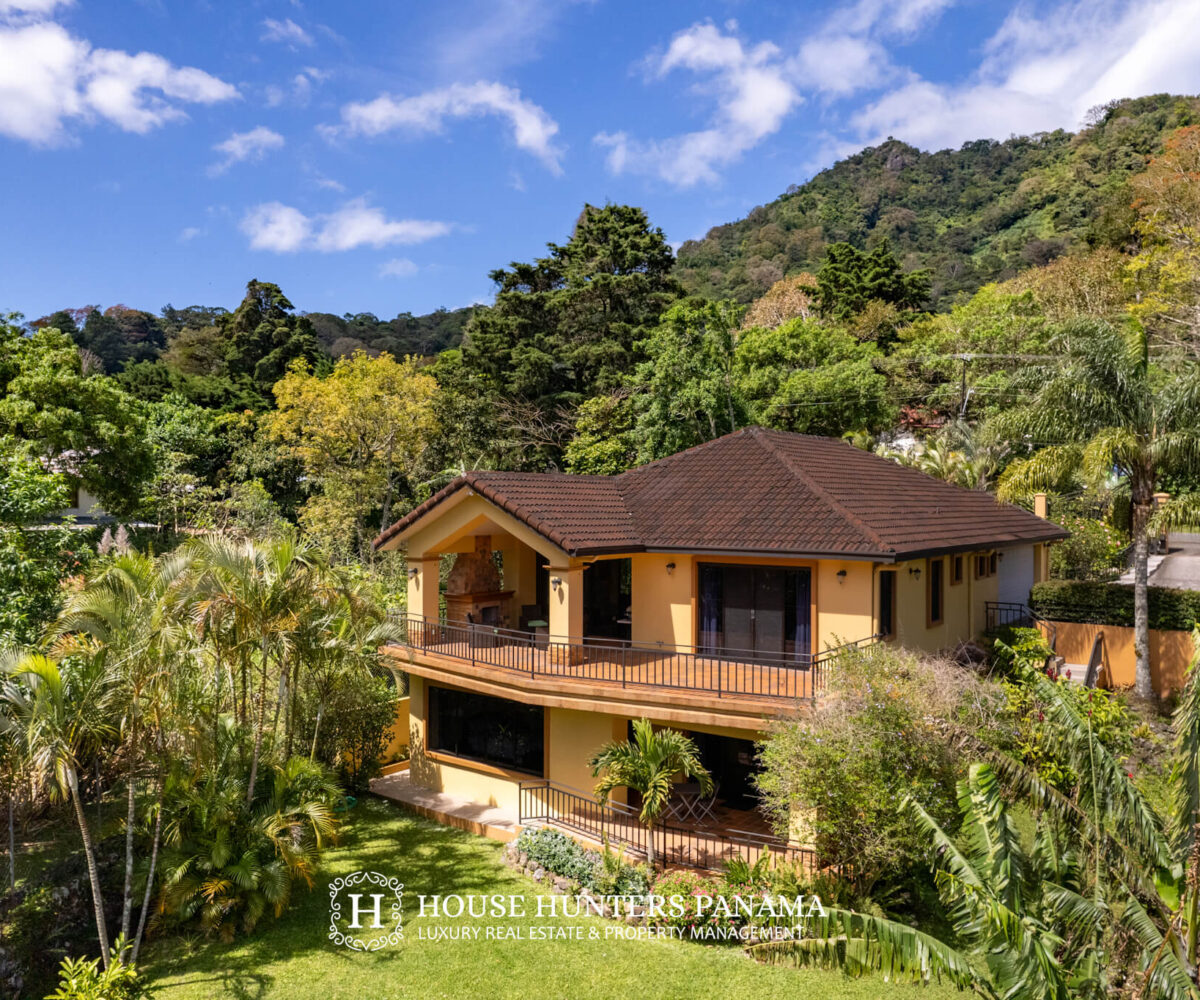 Mountain Retreat Home in Boquete Panama