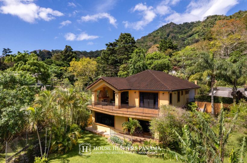 Mountain Retreat Home in Boquete Panama