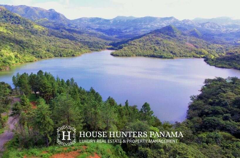 Lakefront Property for Sale in Panama
