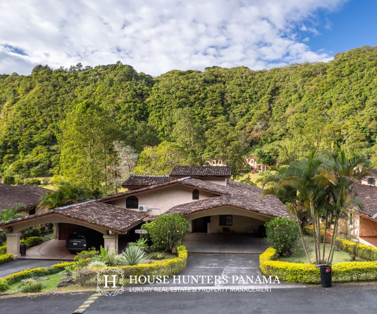 Golf Villa in Boquete Panama