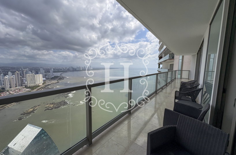 Corner Condo in Panama City Panama