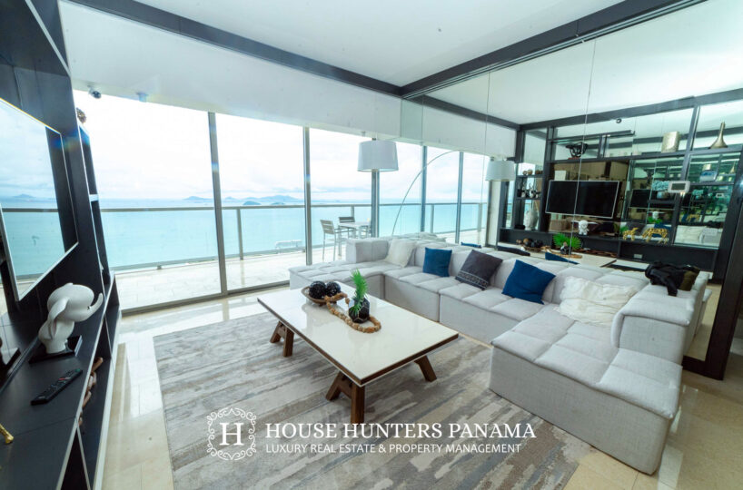 Luxury Apartment in Panama City Panama