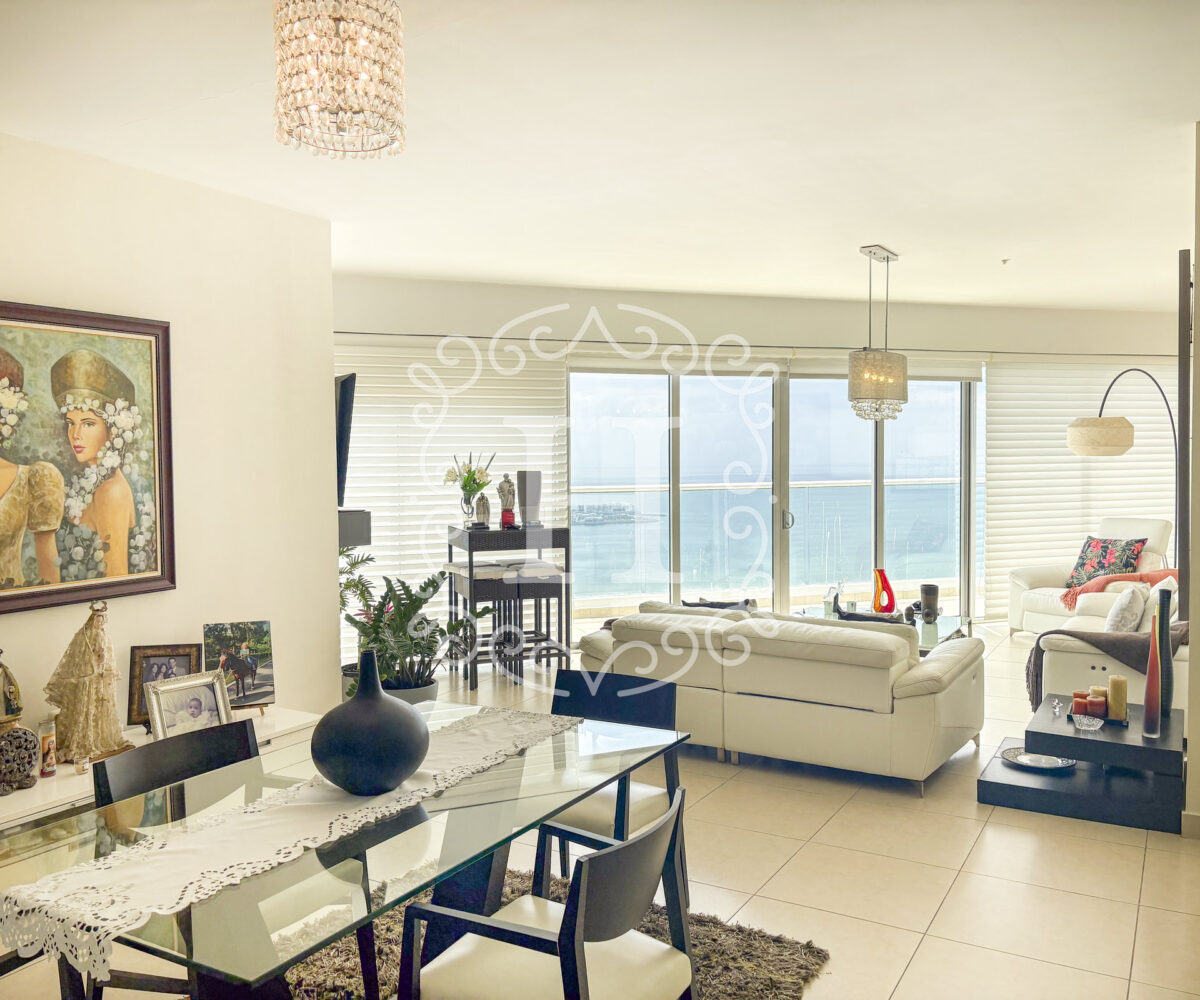 Panama City Panama Oceanfront Penthouse
