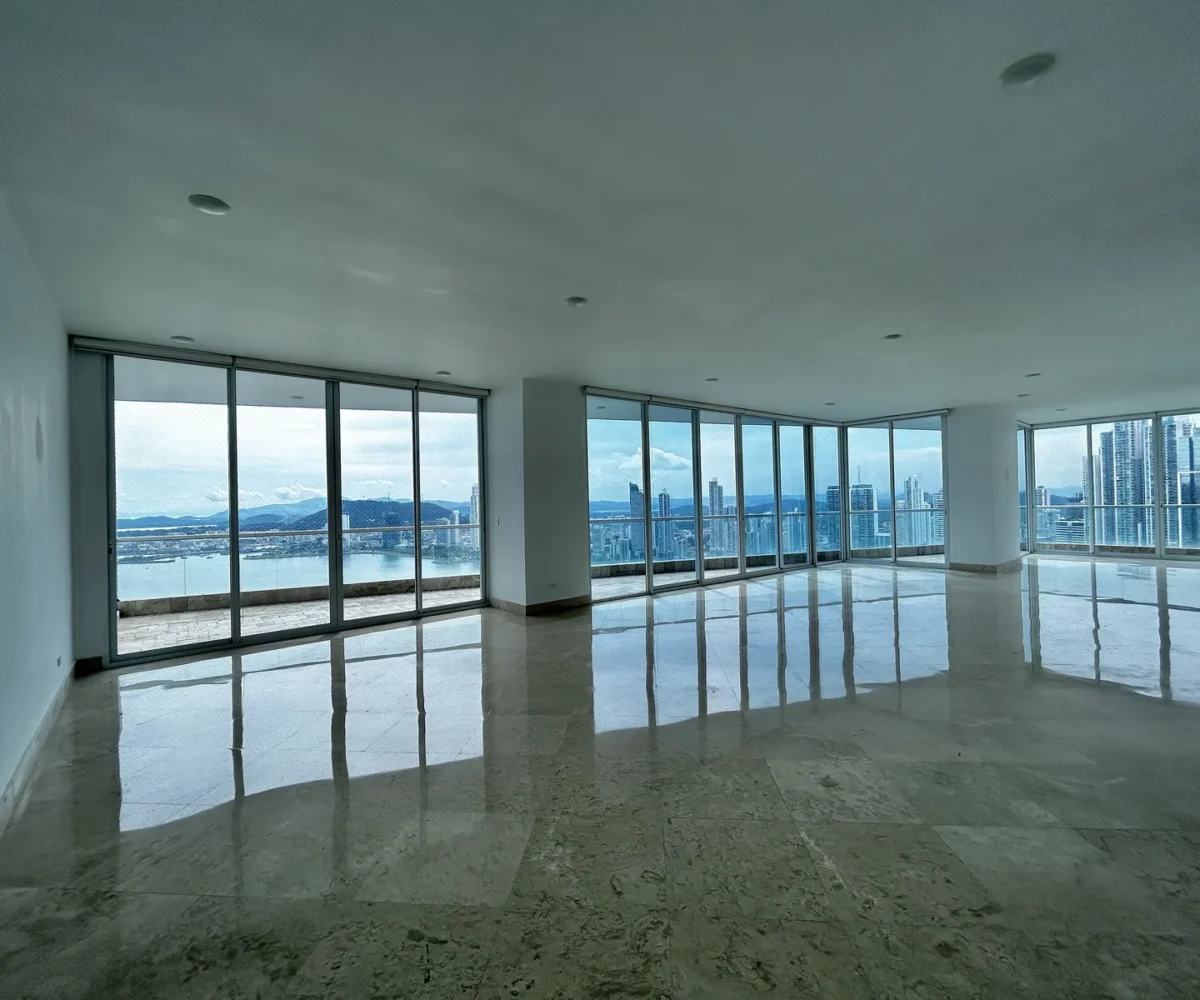 Luxury San Francisco Panama Apartment