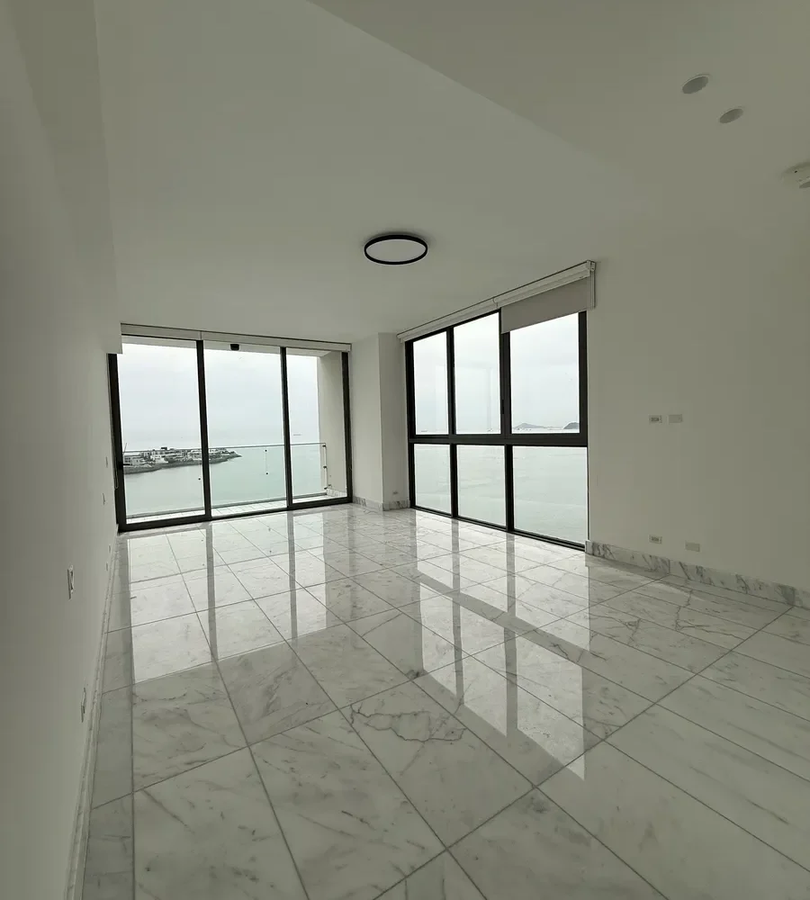 Spacious San Francisco Panama Condo