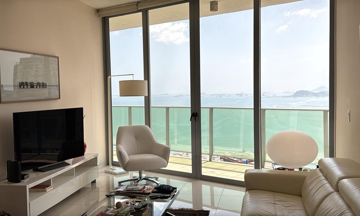 Luxury Apartment in Bella Vista Panama