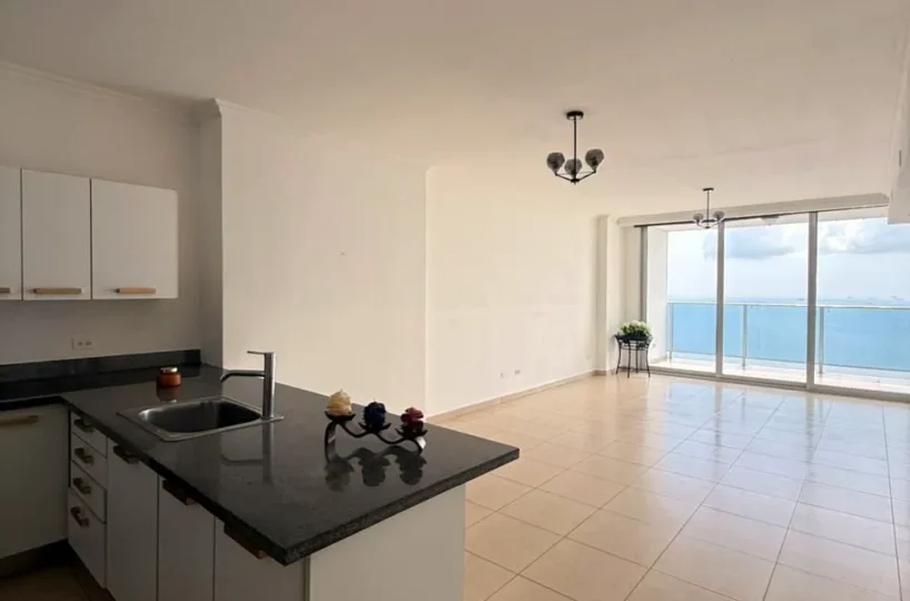 Panama City Panama Waterfront Apartment