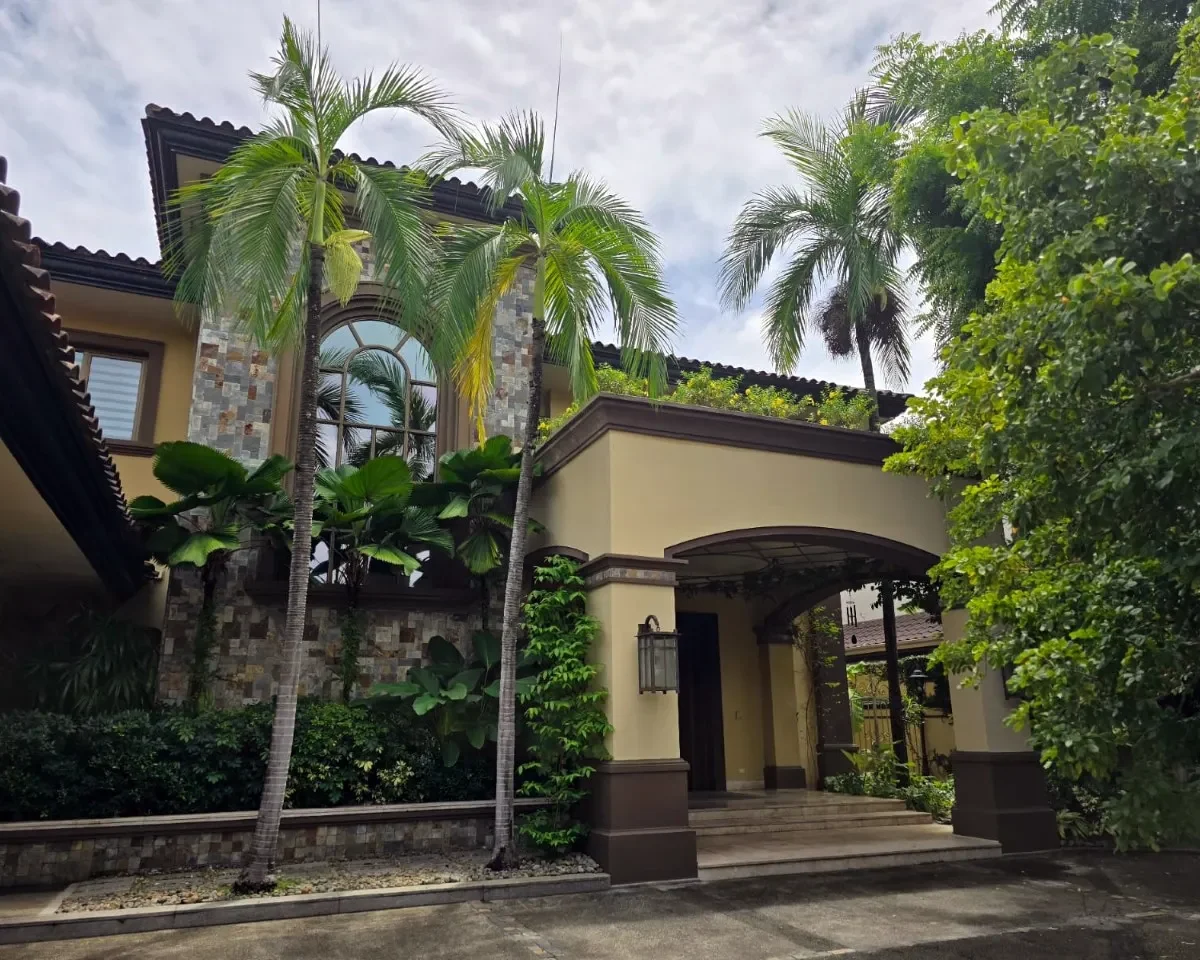 Balmoral House in Panama City Panama