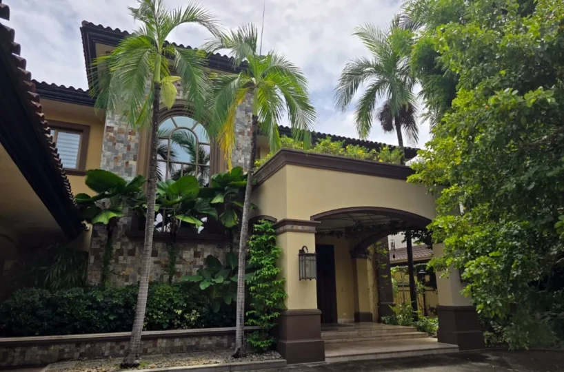 Balmoral House in Panama City Panama