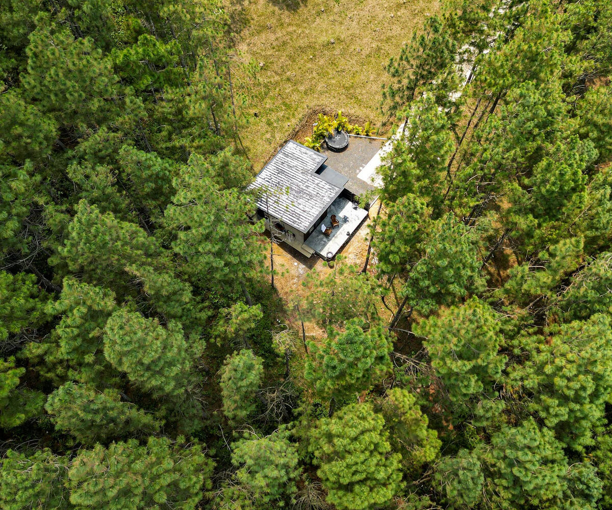 Solar Powered Cabin in Panama