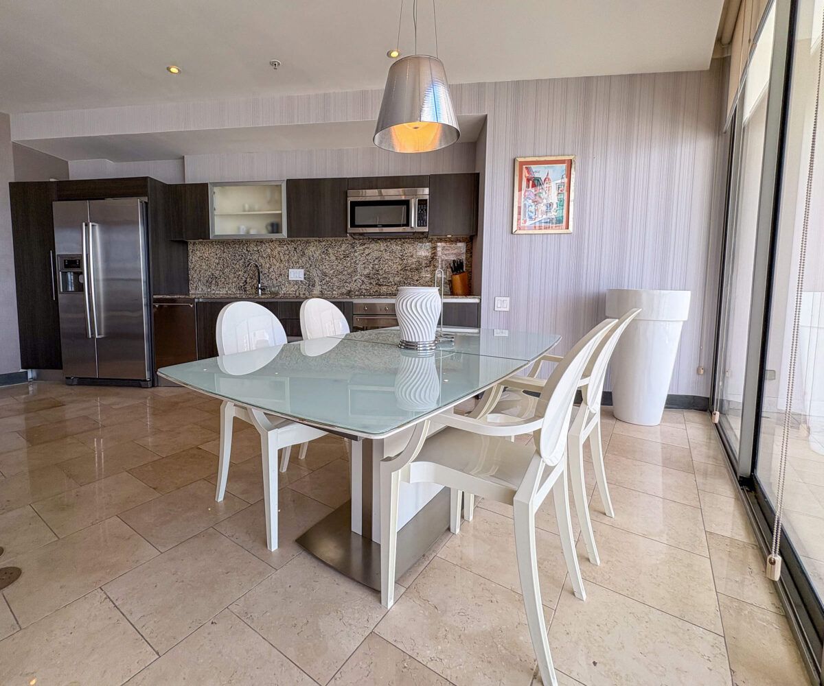 High Floor Condo in Punta Pacifica Panama