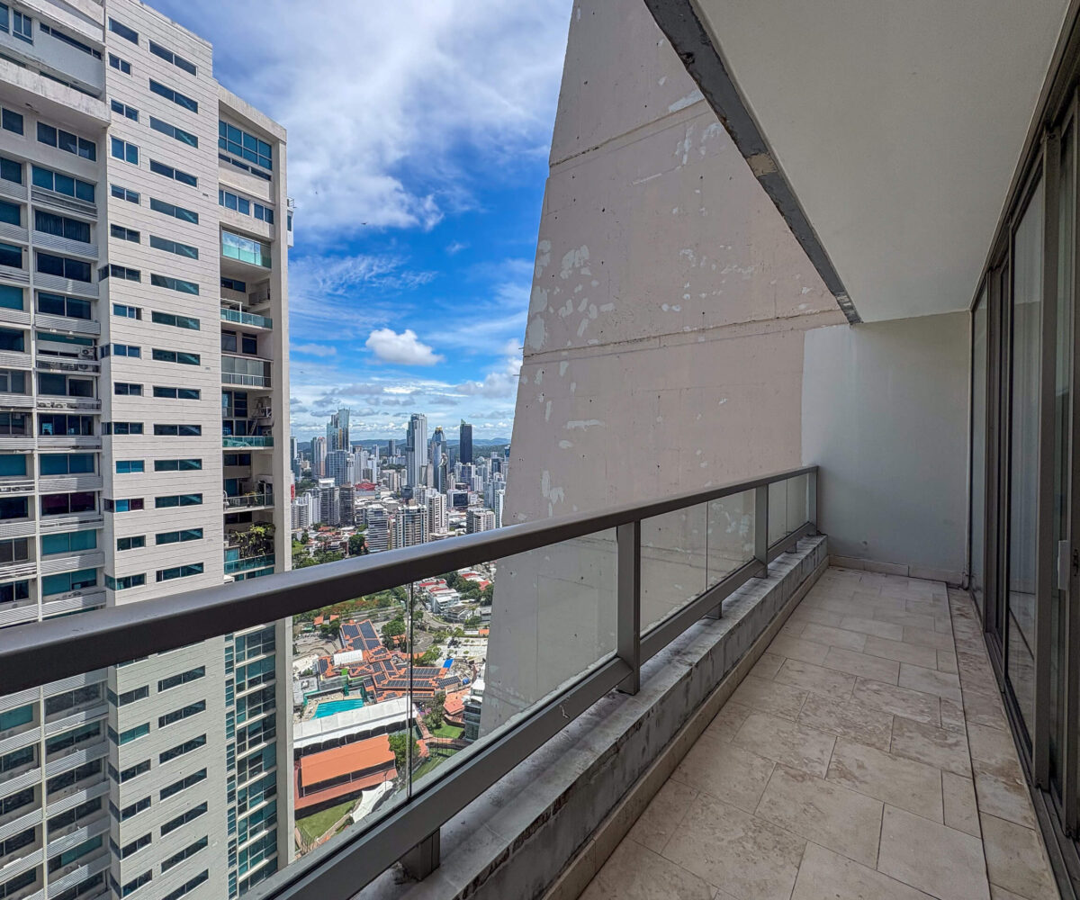 High Floor Condo in Punta Pacifica Panama