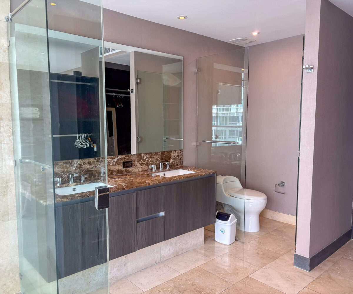 High Floor Condo in Punta Pacifica Panama
