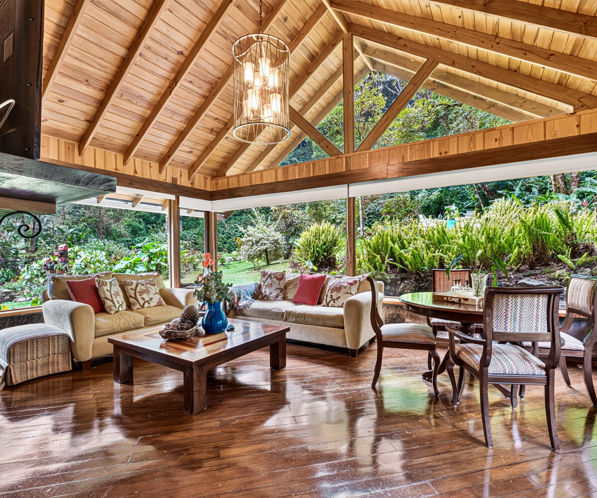 Luxury Mountain Estate in Volcan Panama