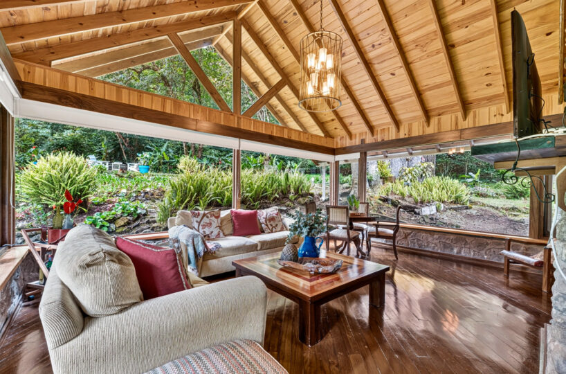 Luxury Mountain Estate in Volcan Panama