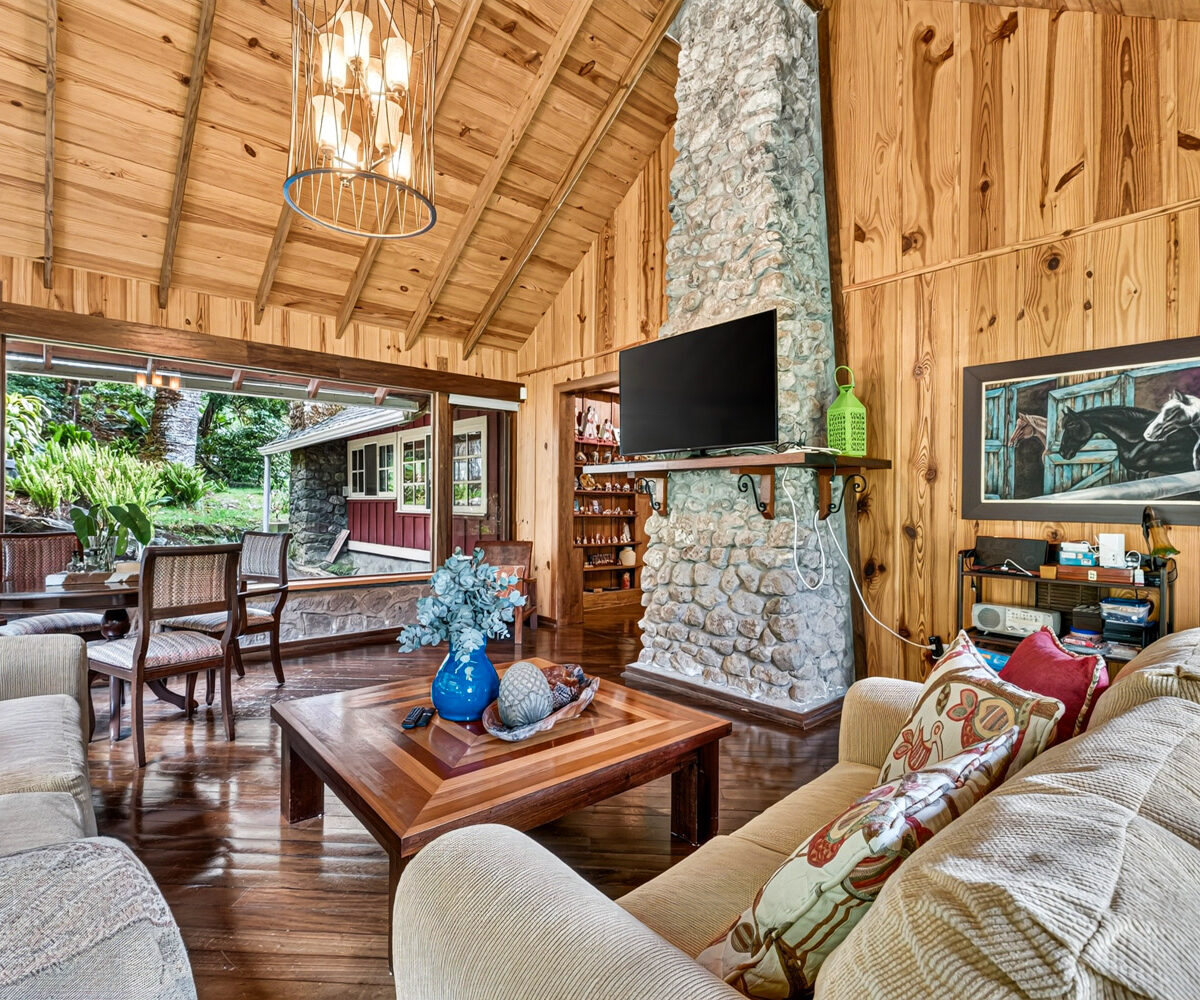 Luxury Mountain Estate in Volcan Panama