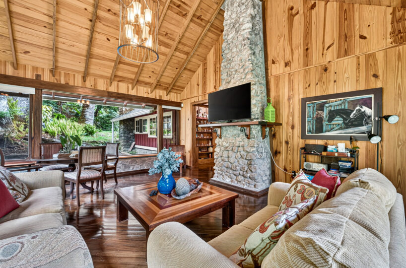 Luxury Mountain Estate in Volcan Panama
