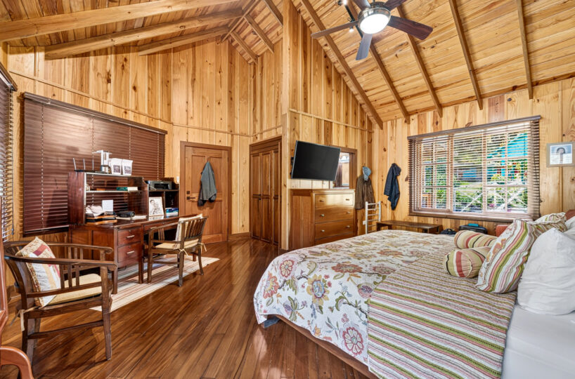 Luxury Mountain Estate in Volcan Panama