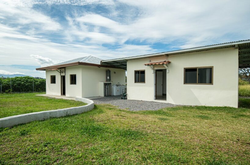 Home with Studio in Alto Boquete