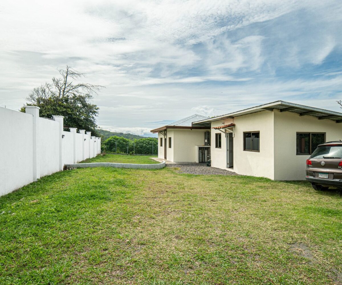 Home with Studio in Alto Boquete