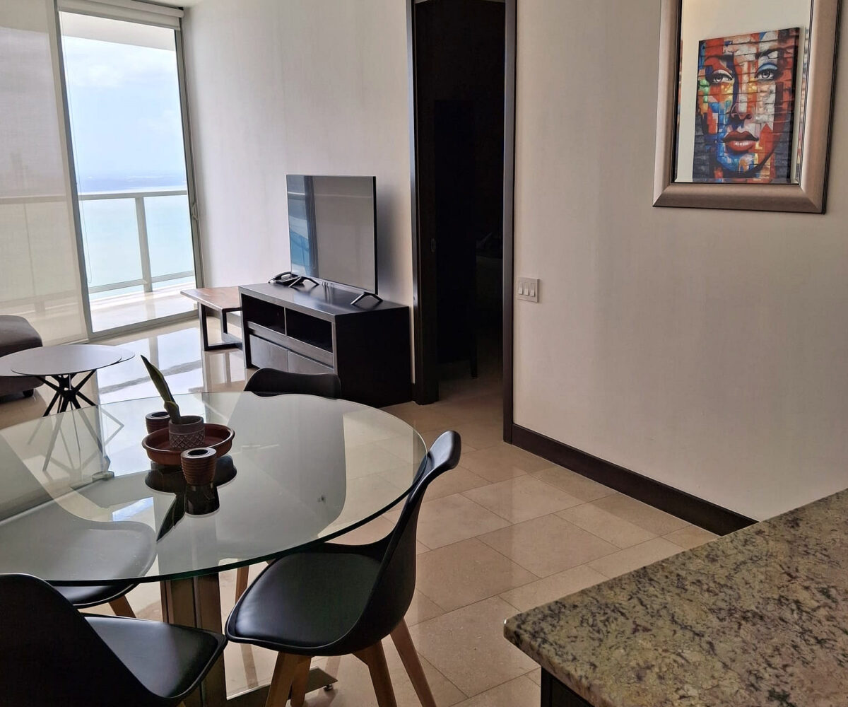 Fully Furnished Condo in Panama City Panama