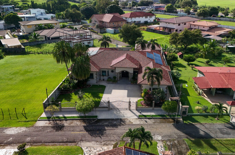 Luxury Home in David Panama