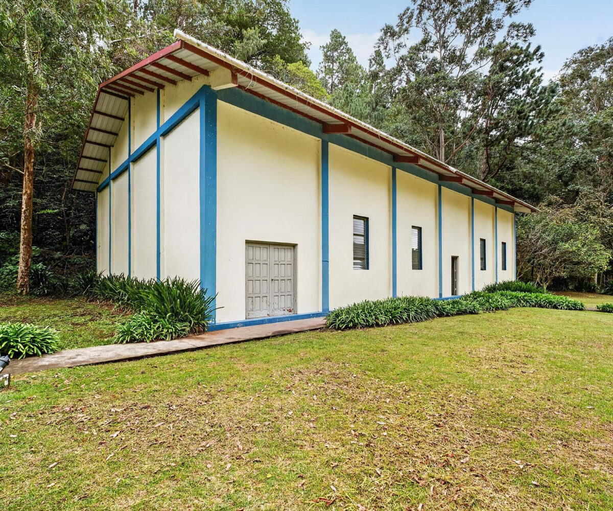 Riverfront Estate in Volcán Panama