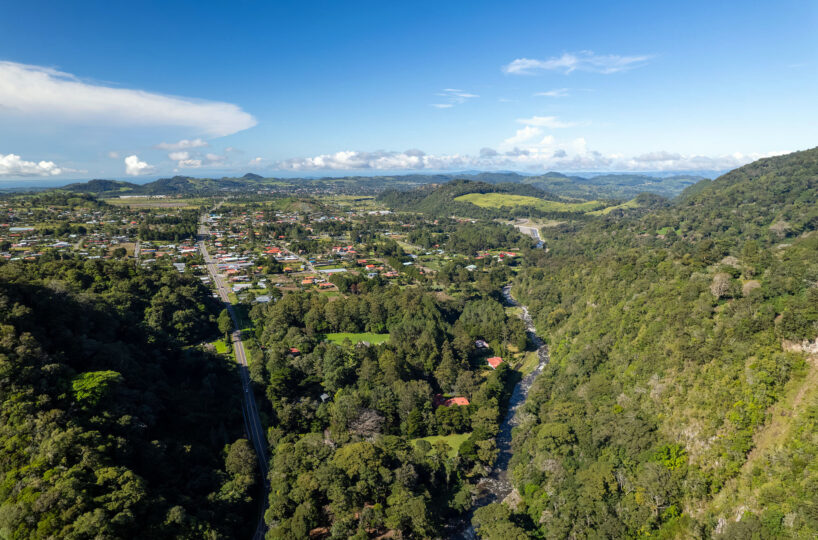 Riverfront Estate in Volcán Panama
